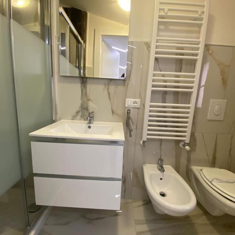 Casa Bellemo - Appartamento Deluxe con 2 Camere da Letto e Balcone - 1