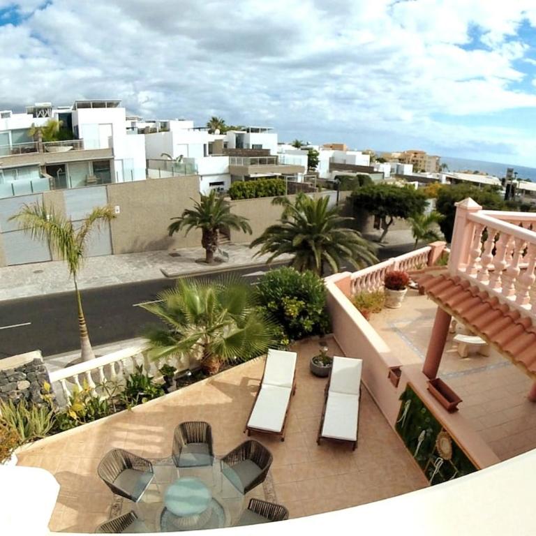 Spacious villa 500 m from the sea! Playa Del Duque - Casa de 4 dormitorios - 12