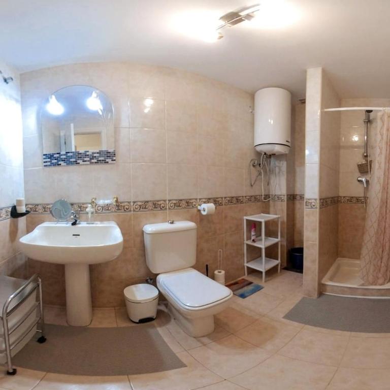 Spacious villa 500 m from the sea! Playa Del Duque - Casa de 4 dormitorios - 31