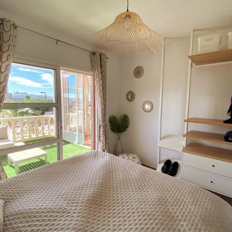 Spacious villa 500 m from the sea! Playa Del Duque - Casa de 4 dormitorios - 33