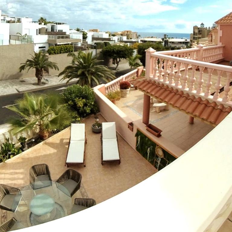 Spacious villa 500 m from the sea! Playa Del Duque - Casa de 4 dormitorios - 58