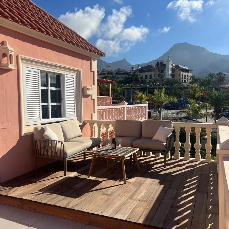 Spacious villa 500 m from the sea! Playa Del Duque - Casa de 4 dormitorios - 73