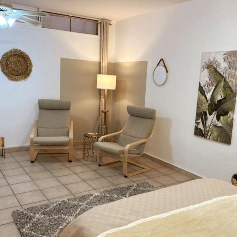 Spacious villa 500 m from the sea! Playa Del Duque - Casa de 4 dormitorios - 80