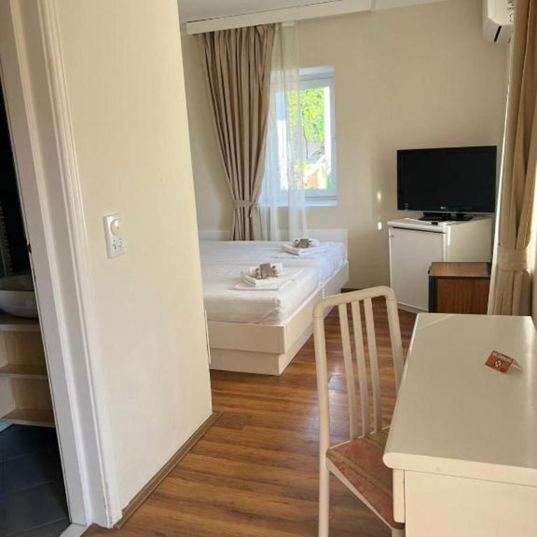 Hotel Xanadu - Standard Room with Terrace and Sea View - 7