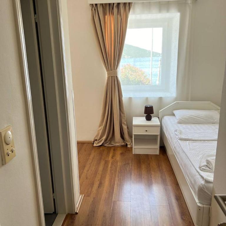 Hotel Xanadu - Standard Room with Terrace and Sea View - 9