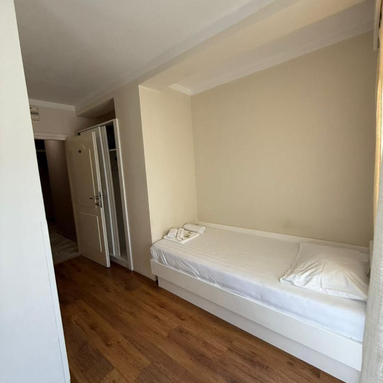 Hotel Xanadu - Standard Room with Terrace and Sea View - 10