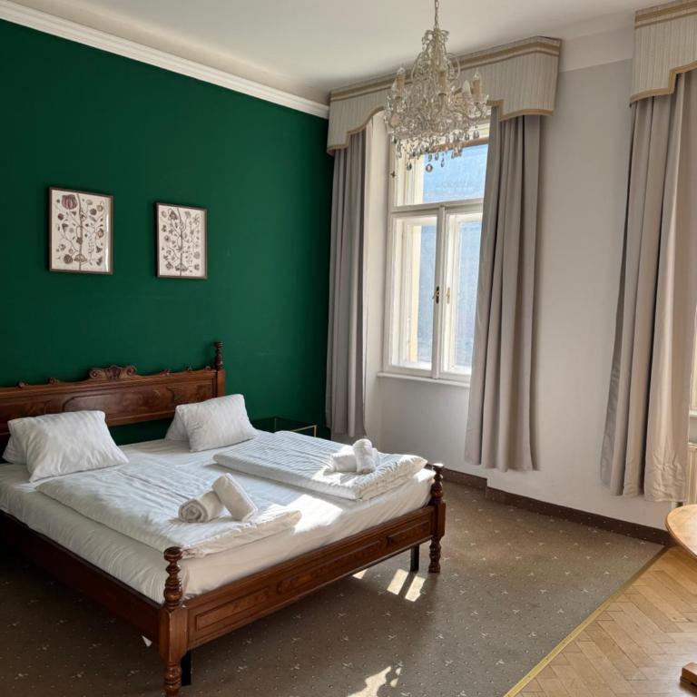 Privatzimmer im ehemaligen Grand Hotel de l Europe - Superior Apartment mit 1 Schlafzimmer - 1