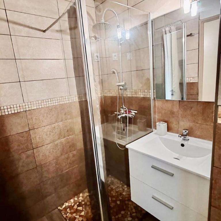 Appartement familial et pratique - Appartement 2 Chambres - 17