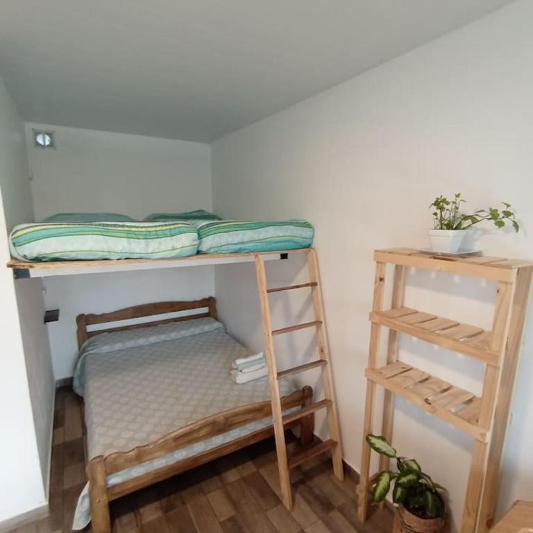 Complejo privado con 3 Casas al sur Mar del Plata - Casa - 33