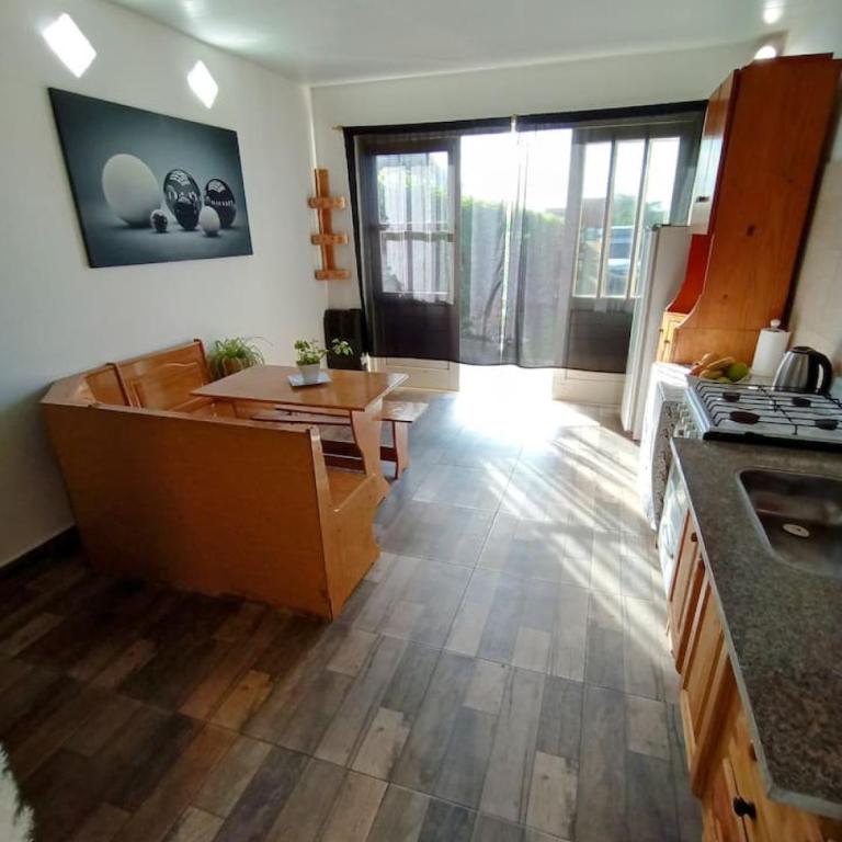 Complejo privado con 3 Casas al sur Mar del Plata - Casa - 36