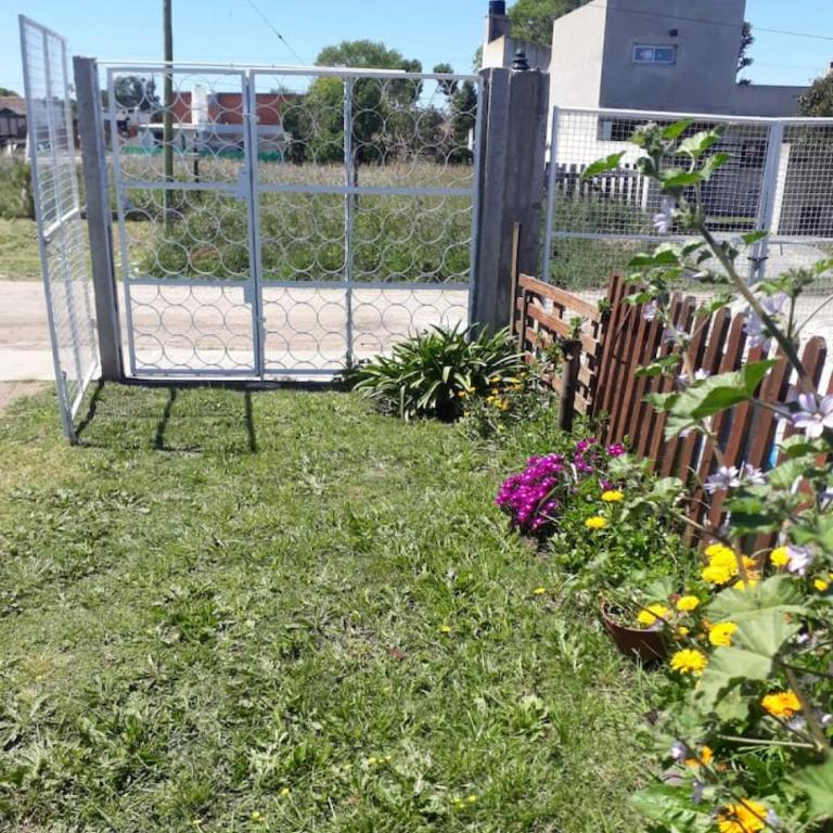 Casa con jardin y parrilla cerca de playa y Mute - Casa - 16