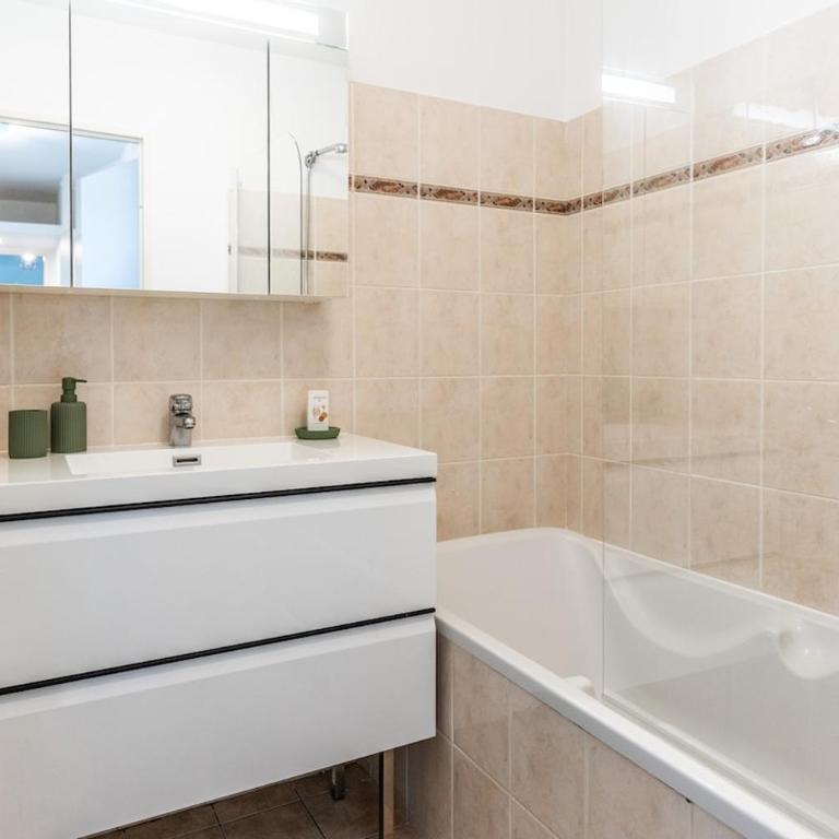 Horizon Paisible - Piscine et parking ! - Appartamento con 2 Camere da Letto - 22