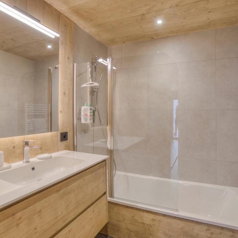 Chalet familial vue MontBlanc - Chalet Supérieur - 24