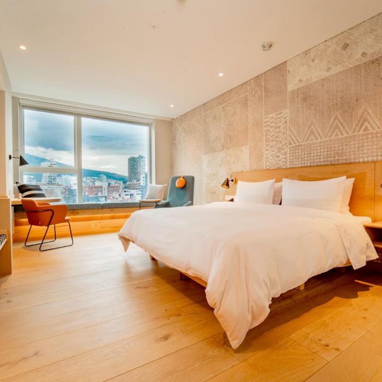 GO Quito Hotel - Habitación con cama extragrande - Adaptada para personas de movilidad reducida - 2