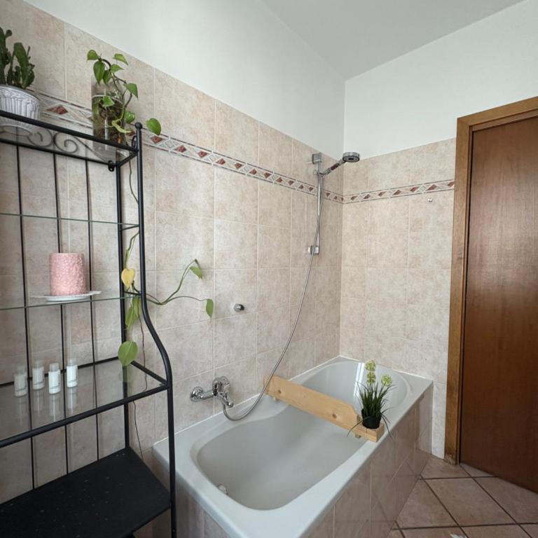 Casa Chiara - Appartamento con 2 Camere da Letto - 32
