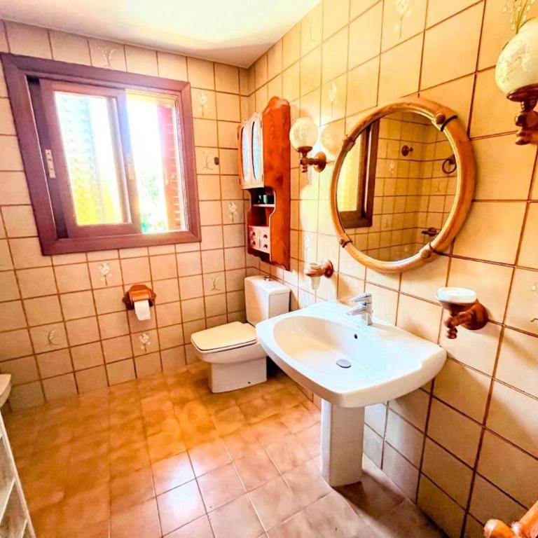 Villa Sigalero con piscina privada, jardín y bbq - Villa - 22