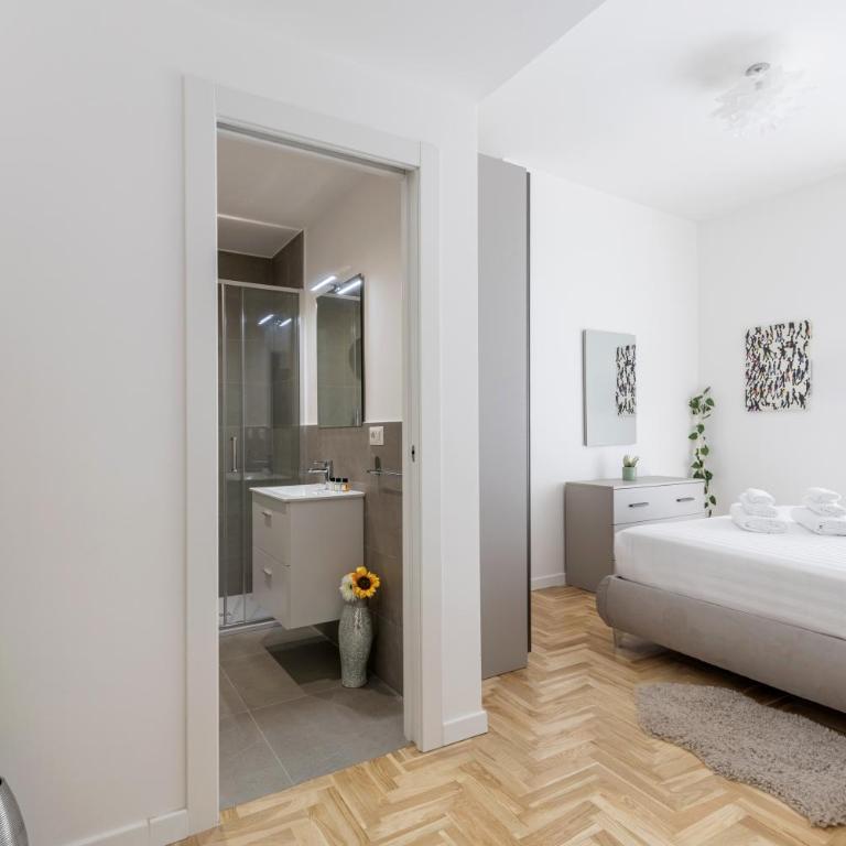 Hostly-The Montebello Suite-Near Trevi - Appartamento Deluxe con 1 Camera da Letto - 11