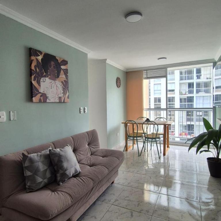 Apartamento en Armenia - Con Piscina - Apartamento de 3 dormitorios - 8