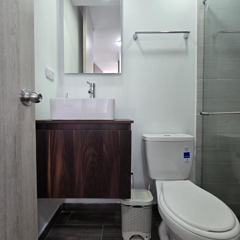 Apartamento en Armenia - Con Piscina - Apartamento de 3 dormitorios - 54