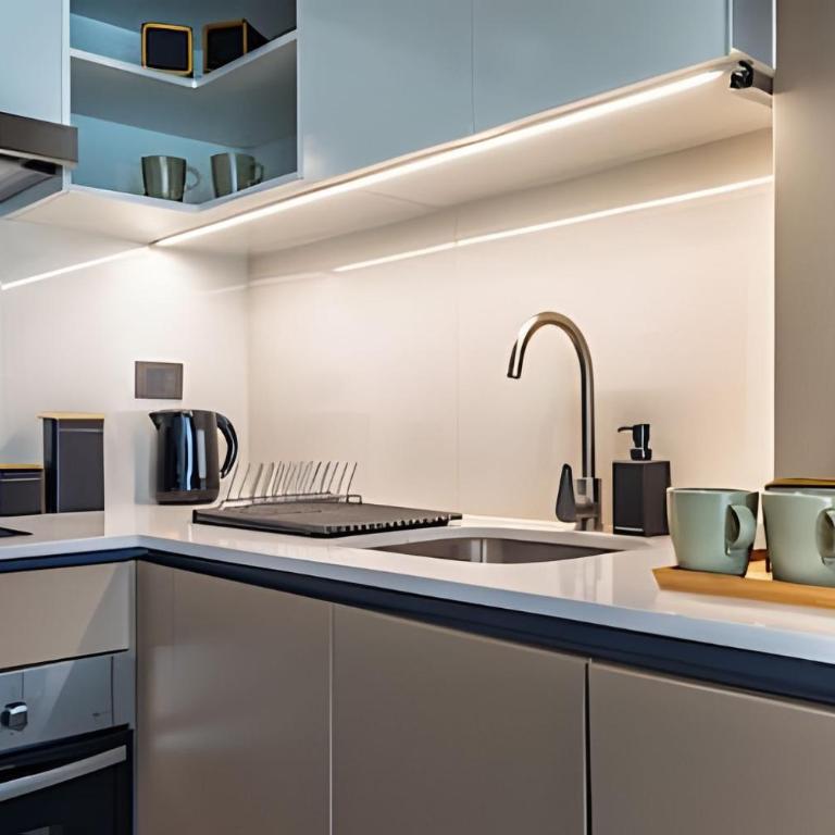 Santa Elvira Apartments - Deluxe One-Bedroom Apartment - 22