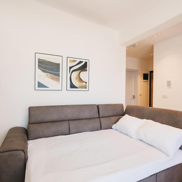 Dani Deluxe Apartments - One-Bedroom Apartment - 14