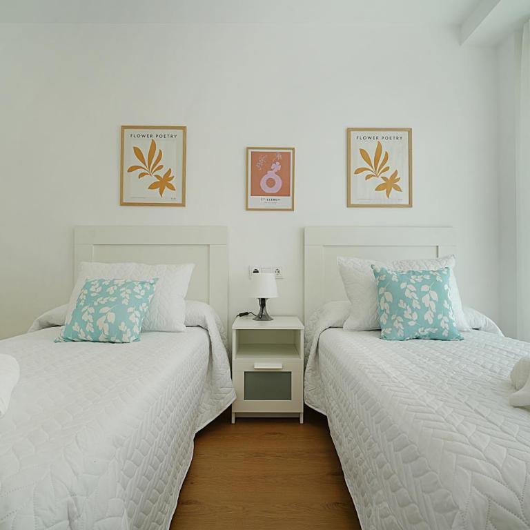 GALIHOST - Apartamentos con parking frente a la playa - Two-Bedroom Apartment with Terrace - 5