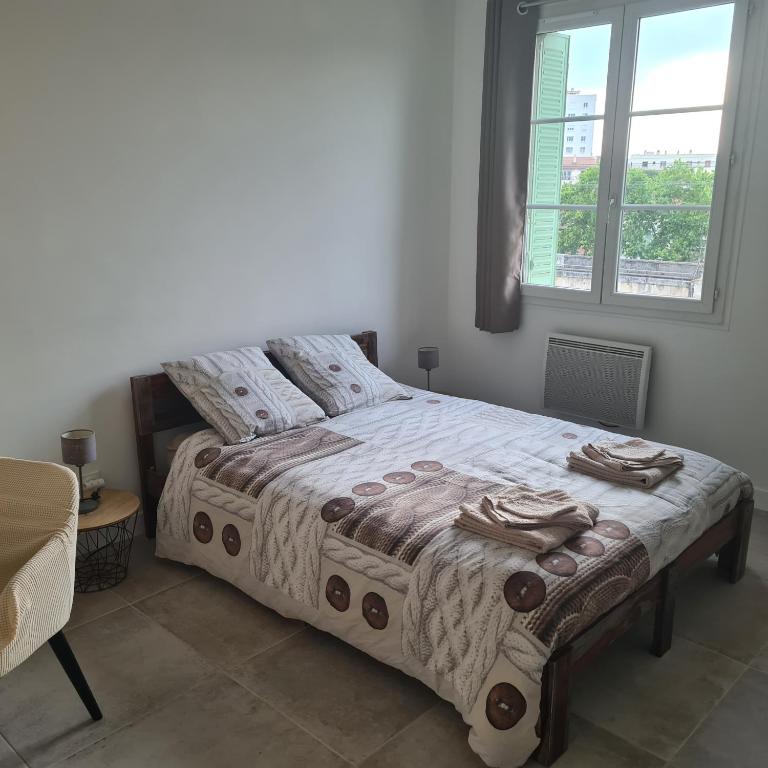 Appartement Climatisé Nîmes - Appartamento con 2 Camere da Letto - 6