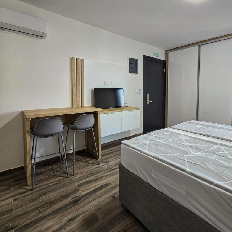 ND Apartments - Studio with Balcony - 11