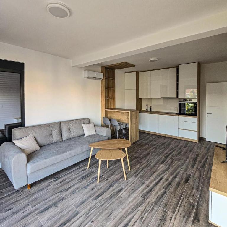 ND Apartments - Two-Bedroom Apartment - 3