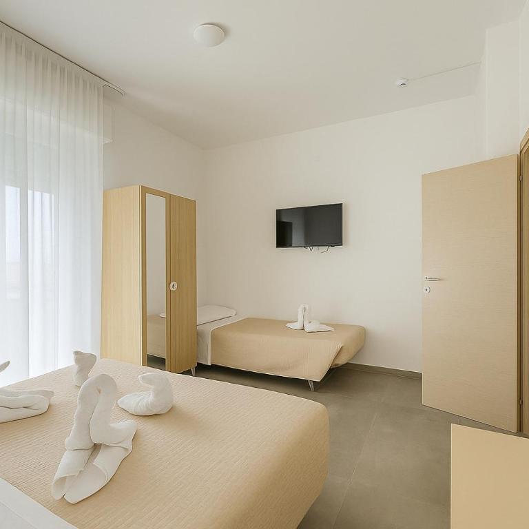 Hotel Baden Baden - Camera Tripla con Balcone - 21