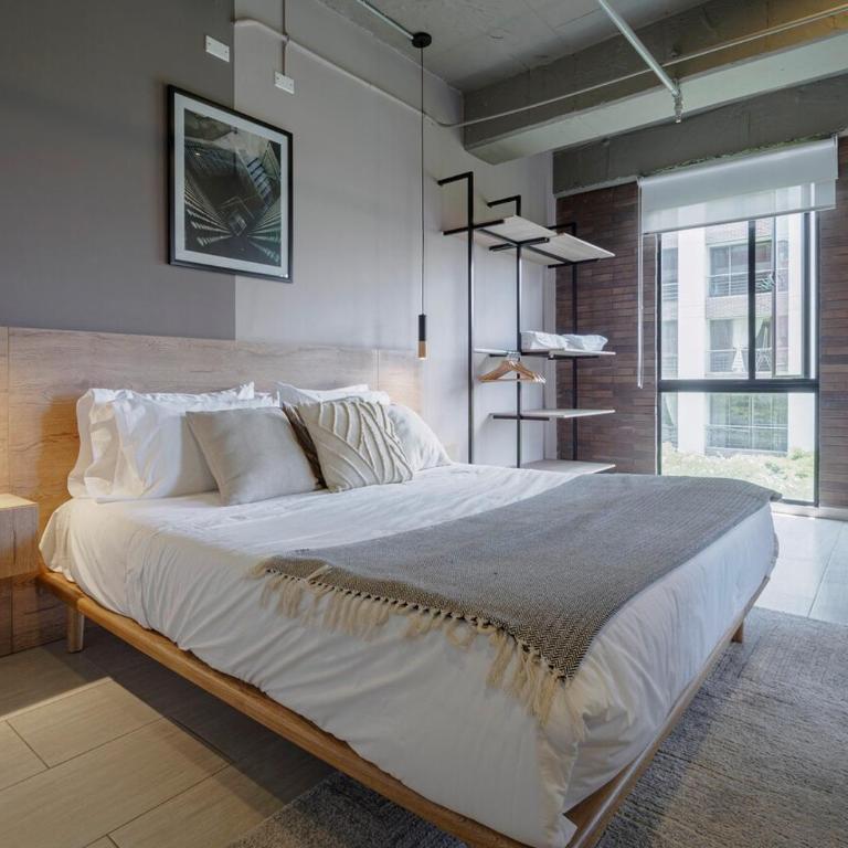Cozy and Bright Studio Loft in Central Laureles - One-Bedroom Apartment - 25