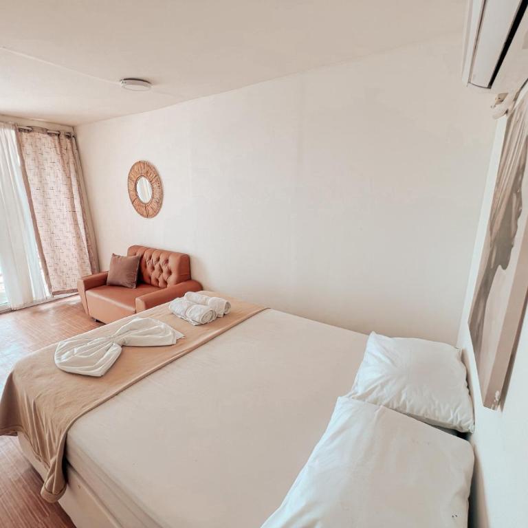 Margarita's Beach Club - Double Room - 2