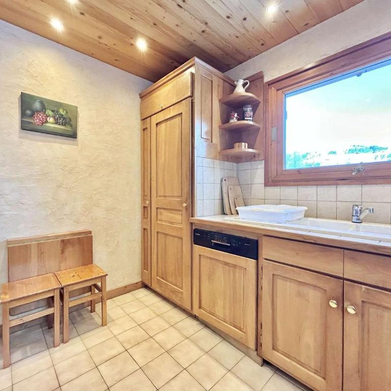 Chalet indépendant avec spa, sauna et cheminée à Notre-Dame-de-Bellecombe - 10 pers - Chalet 3 Chambres - 14