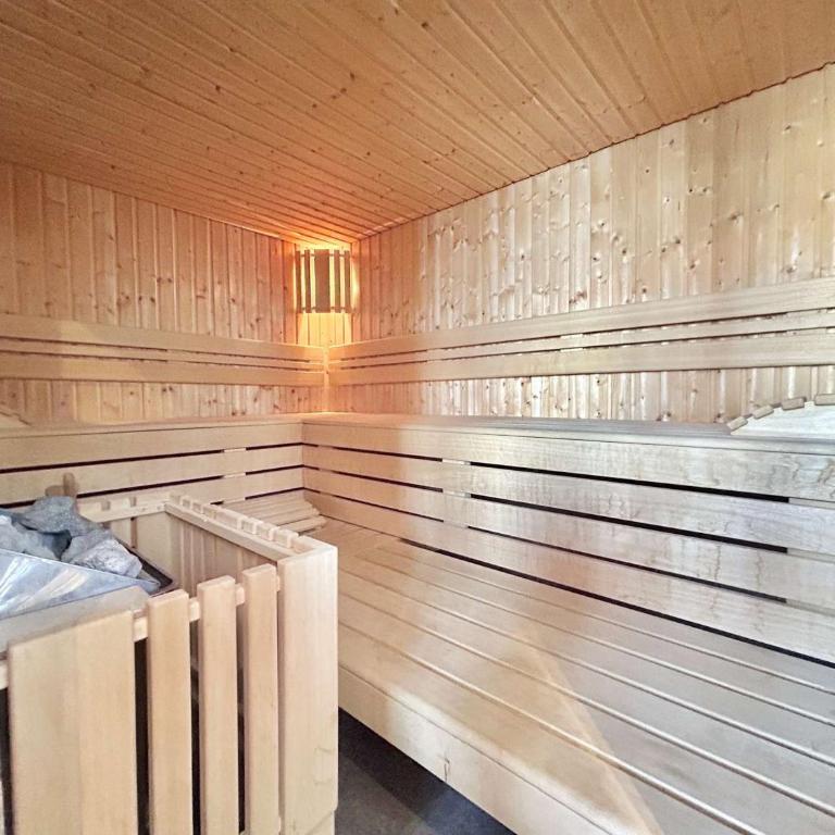 Chalet indépendant avec spa, sauna et cheminée à Notre-Dame-de-Bellecombe - 10 pers - Chalet 3 Chambres - 30