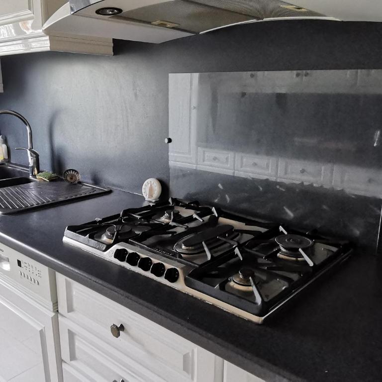 Maison 3 chambres, 150 m de la plage, 4/6 pers, WI-FI, terrasse, parking, proche commerces, La Tranche sur Mer - FR-1-194-370 - Casa de vacaciones (6 adultos) - 6