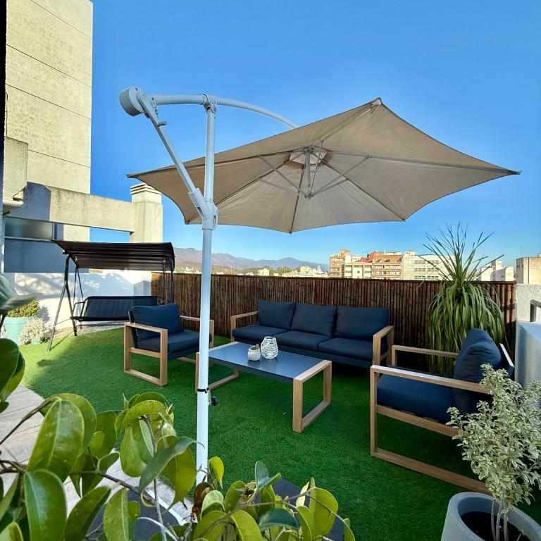 Departamento único. Inmejorable ubicación - Apartamento de 2 dormitorios - 6