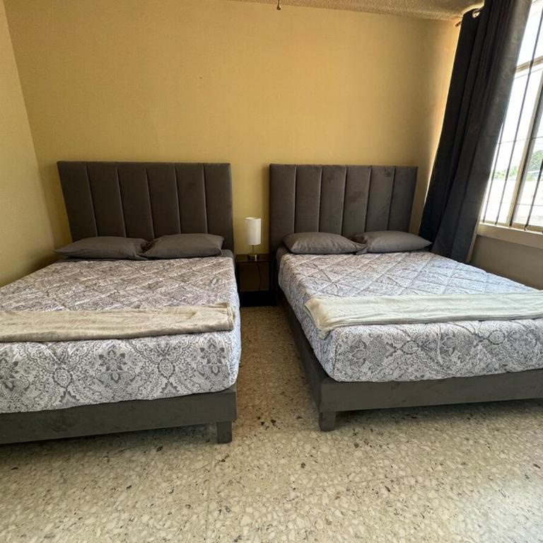 Centrally located and spacious residence for up to 30 people! - Casa de 7 dormitorios - 42