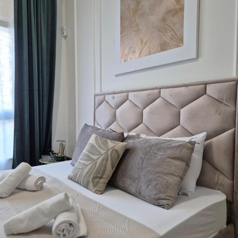 Waterfront Collection Apartments - Deluks Dvokrevetna Soba sa Bračnim Krevetom - 1