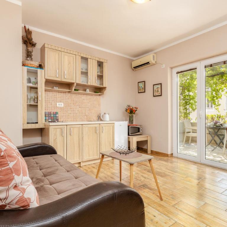Apartments Krstos place - One-Bedroom Apartment - 19