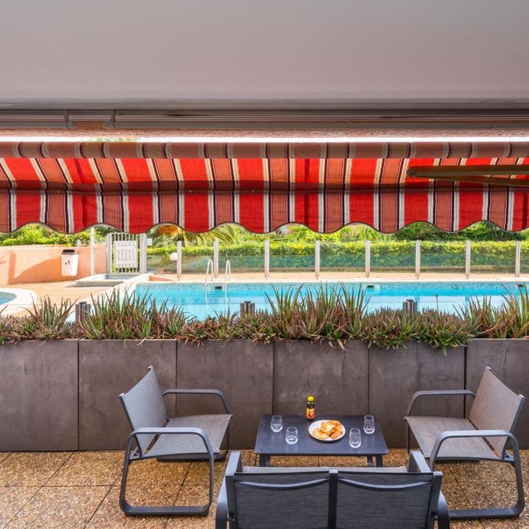 Cannes plage - avec terrasse, vue, mer, piscine, plage, garage - Apartment mit 2 Schlafzimmern - 20