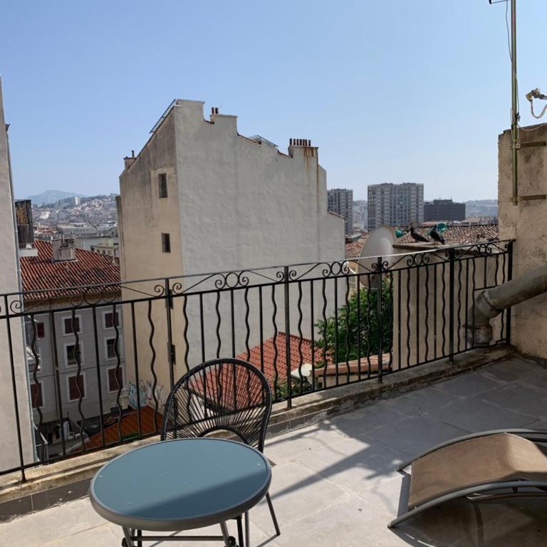 Hôtel Le Capitol - Double Room with Terrace - 4