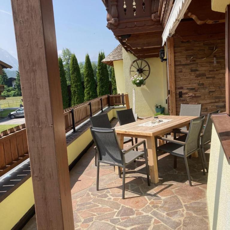 Appartement Seyrling Frajo - Apartment mit Bad - 72