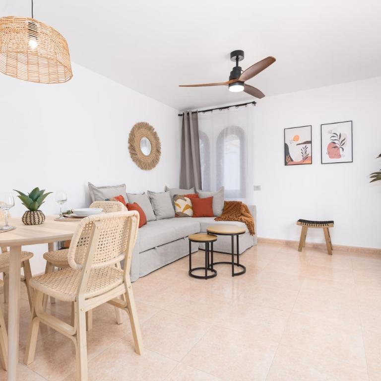 Home2Book Duna Sunset Apartment, Pool & Terrace - One-Bedroom Apartment - 3