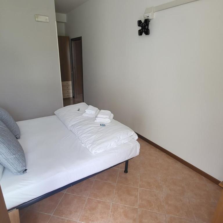 Villa Josefine Lake Front beach and Pool - Suite - 9