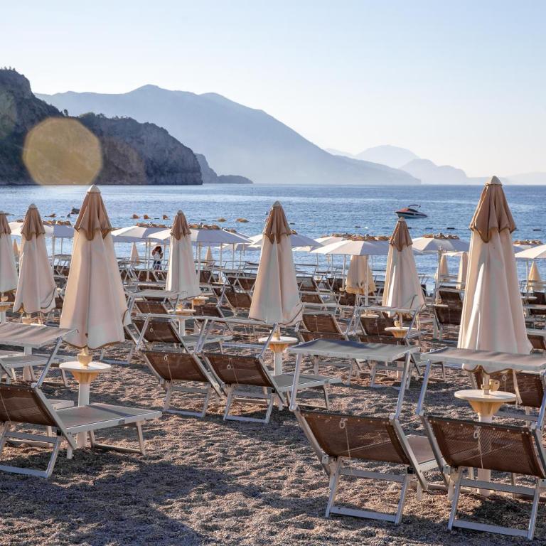 Sunny three-bedroom apartment in Budva - Apartman sa 3 Spavaće Sobe - 23
