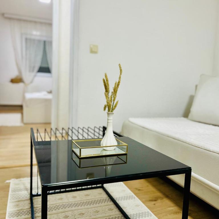 Zayed Residence - One-Bedroom Apartment - 21