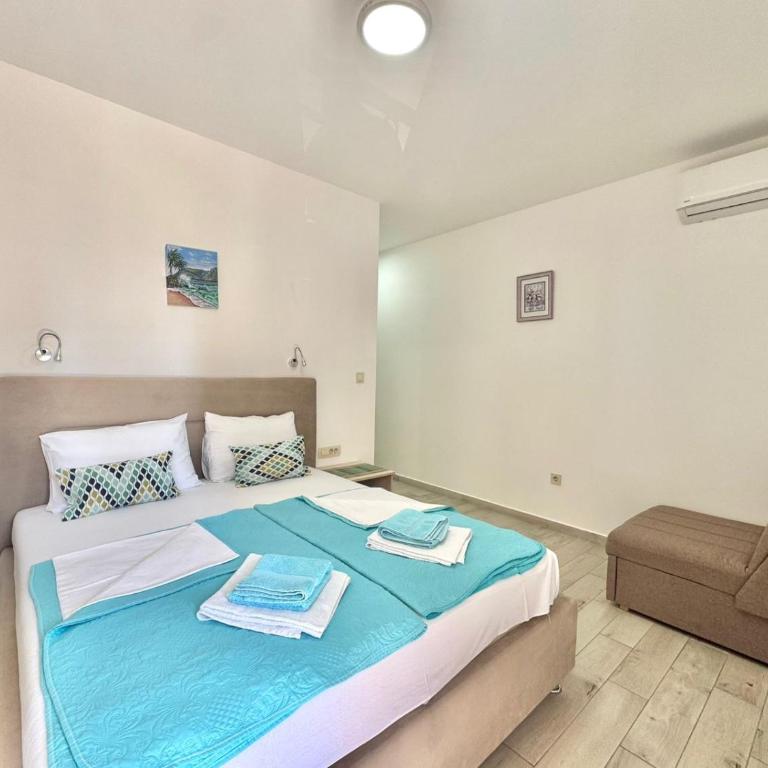Villa Ines - Dvokrevetna Soba s Pomoćnim Ležajem - 3