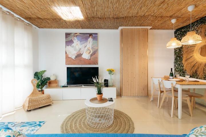 Tiny Valencia Gem - 2BR - Relax - Two-Bedroom Apartment - 6