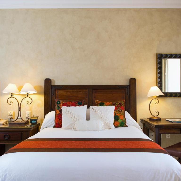Unwind in Style Villa La Estancia Cabo - Estudio Deluxe - 3