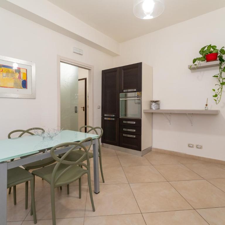 Pretty House Catania Center - Two-Bedroom Apartment - 14